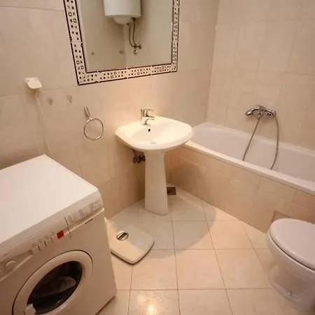 Appartement With A Parking Space - 7590