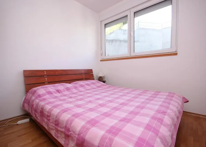 With A Parking Space - 7590 Apartman *