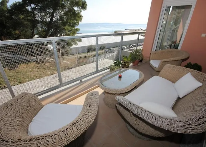 Apartman With A Parking Space - 7590 Split