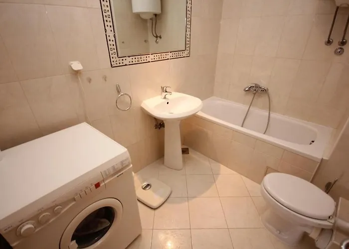 Apartman With A Parking Space - 7590